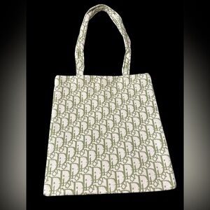 RARE New in Bag Christian Dior Cashmere VIP Gift Green & White Logo Tote Bag